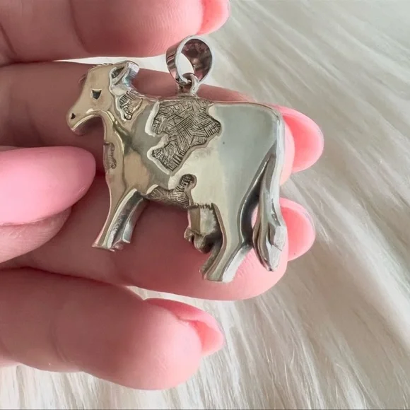 Ultra RARE COW pendant James AveryCOLLECTORS PIECE